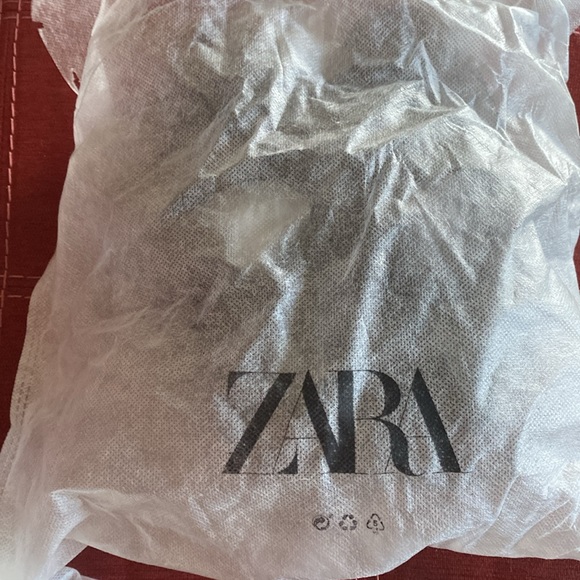 🆕ZARA- Track Sole Loafers/Black- Brand New in Dust Bag: Sz 7.5 - Picture 11 of 11